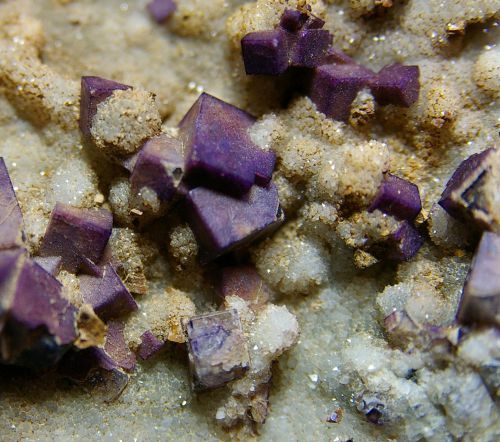 Fichier:Fluorite Gabrias 2.jpg