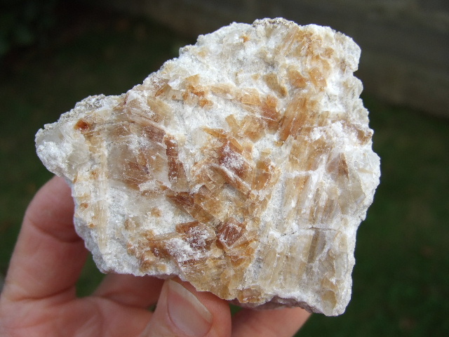 Fichier:Gypse Betchat 1.jpg