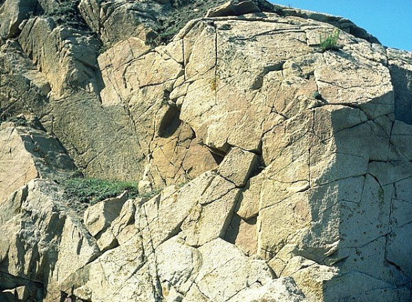 Granite Trégastel.jpg