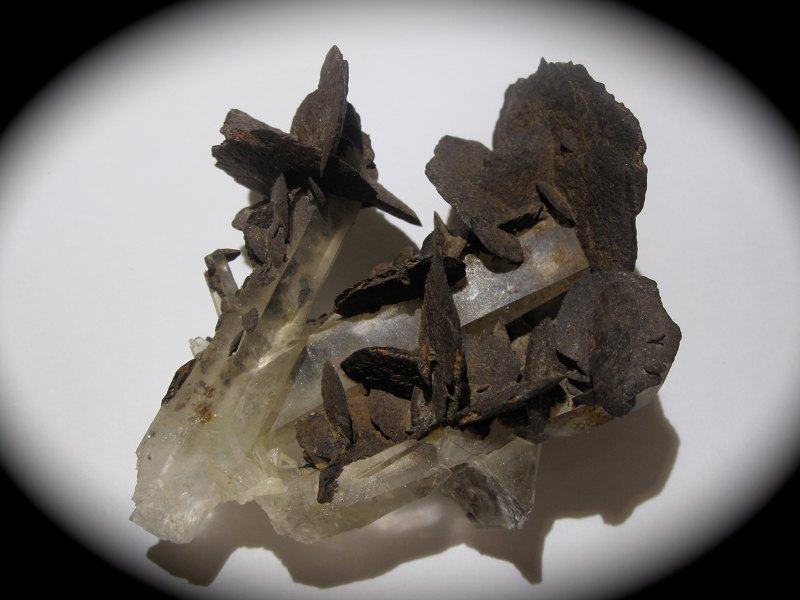 Fichier:Quartz-siderite-rivoirands-vizille-isère.jpg