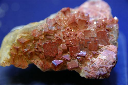 Fichier:Fluorite Voltennes 6.jpg