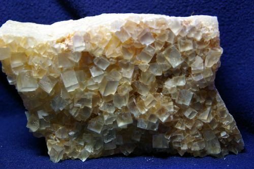 Fichier:Fluorite Aurouze 1.jpg