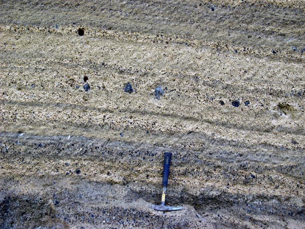 Fichier:Tufs hyaloclastiques.jpg