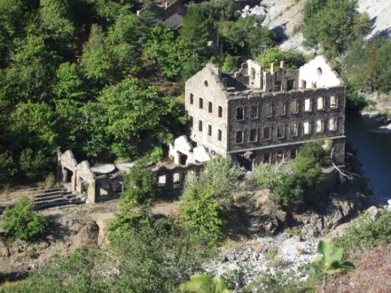 Fichier:Batiment Rouviere.jpg