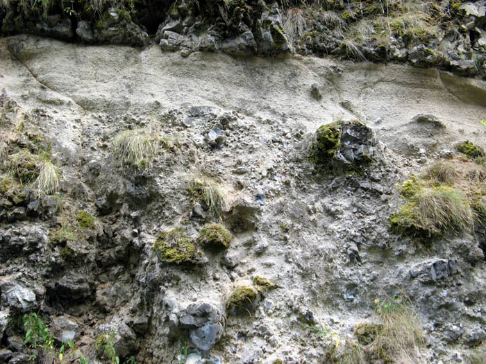 Fichier:Tufs volcaniques 2.jpg